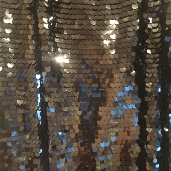 BLACK SEQUIN COCKTAIL TOP - Picture 7 of 8