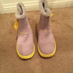 Gray & yellow uggs