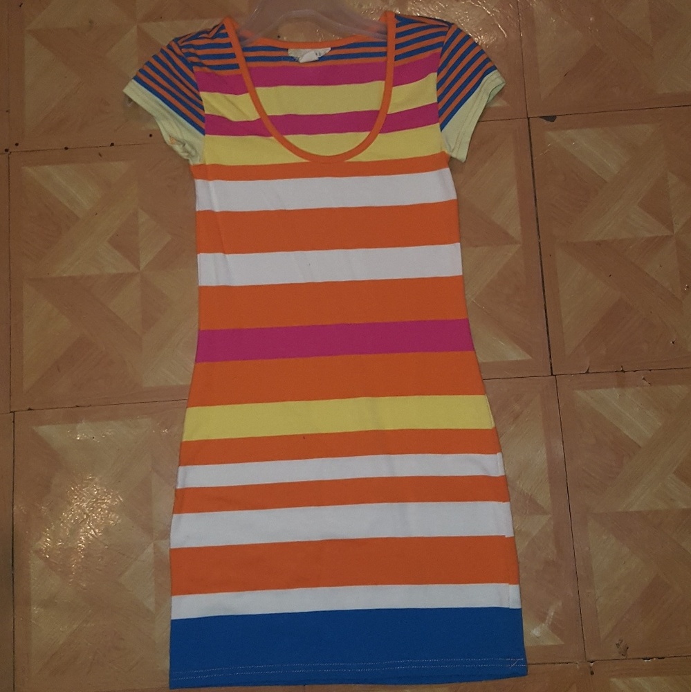 🛑SOLD🛑 Colorful T-shirt dress
