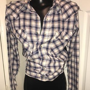 Claudette Women’s Western Wrap Button Top 👚