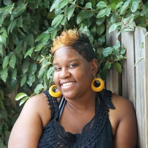 Meet your Posher, Joletta