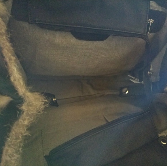 PRUNE (Prüne) Hobo Handbag - Picture 7 of 8