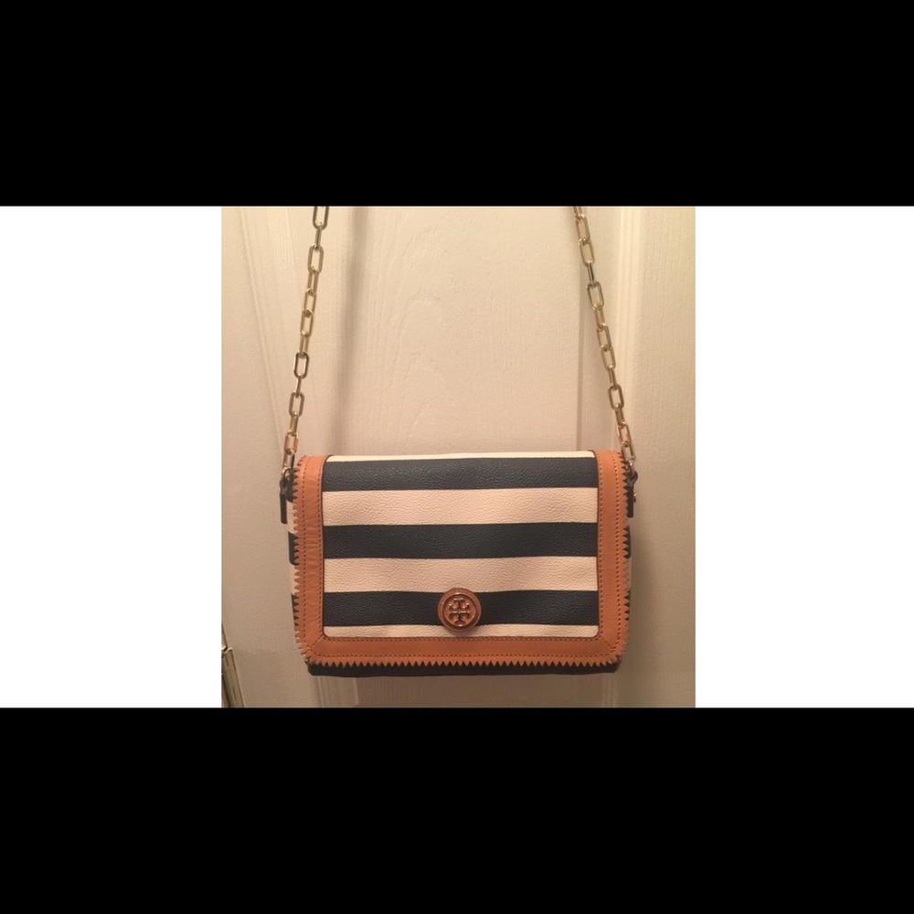 🎉🎉SOLD🎉🎉🎉🎉Tory Burch Kerrington Striped Bag - Picture 2 of 5