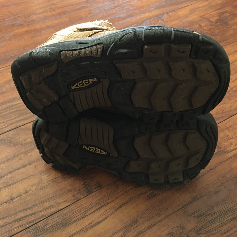 Keen Boots - Picture 3 of 5