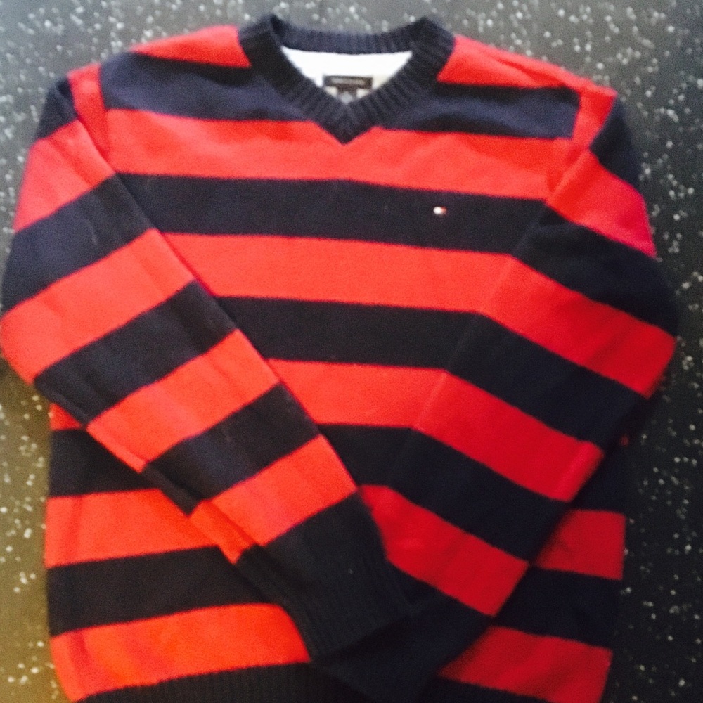 Like New--Tommy Hilfiger