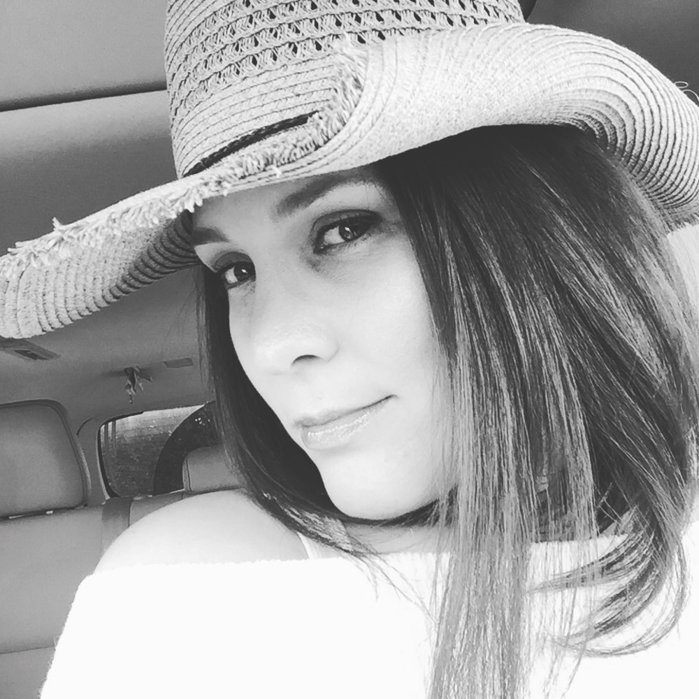 Meet your Posher, Vanessa