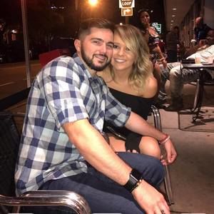 Meet your Posher, Alexis