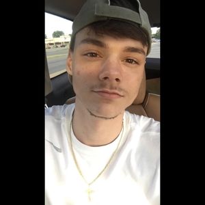 Meet your Posher, Wesley