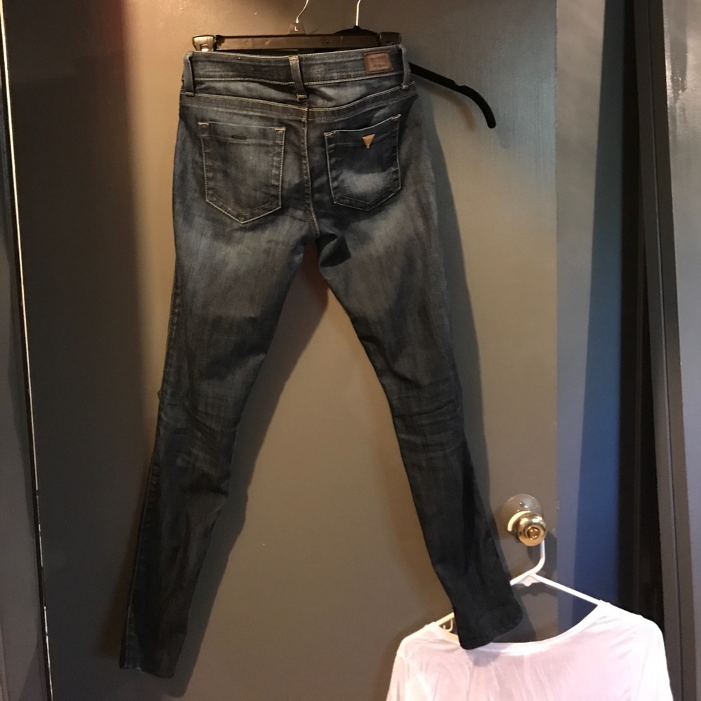 Skinny Guess jeans