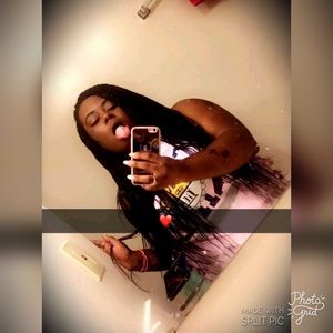 Meet your Posher, Shania