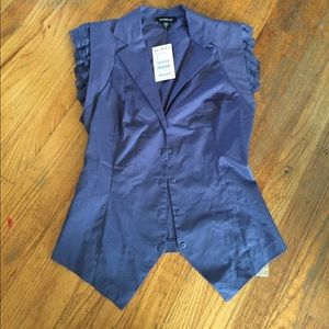 Bebe button up top