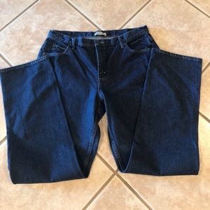 Women’s relaxed fit jeans