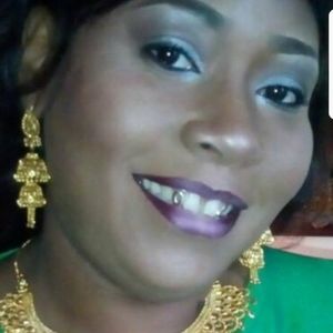 Meet your Posher, Chloe