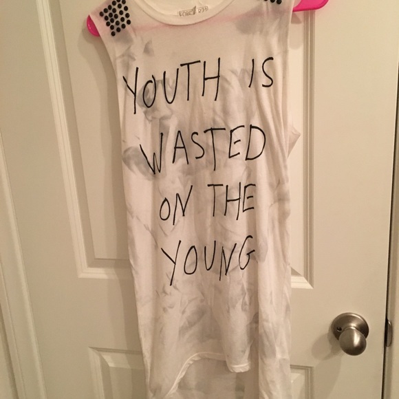 White dress/ long shirt - Picture 1 of 1