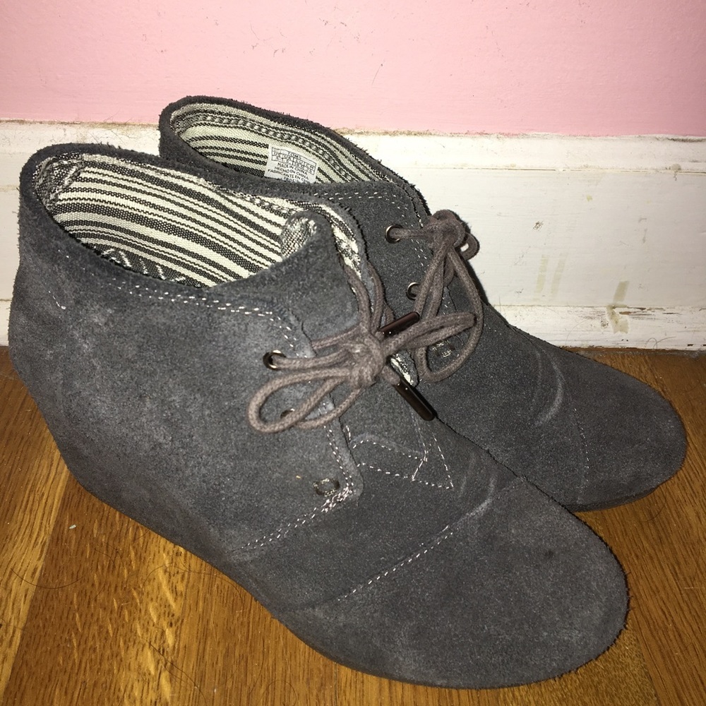 Toms wedges