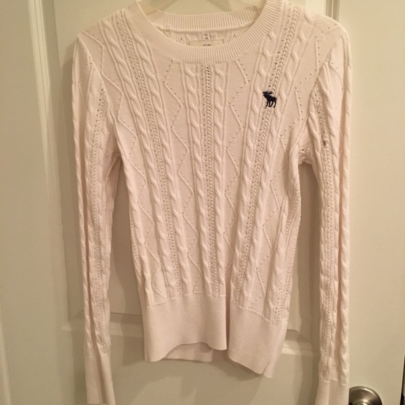 White Abercrombie & Fitch sweater - Picture 1 of 1