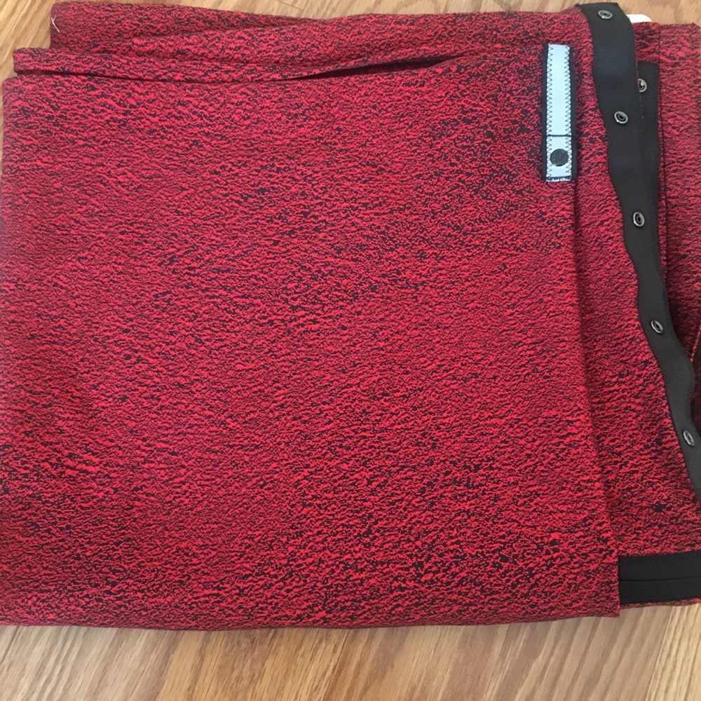 Lululemon vinyasa wrap scarf