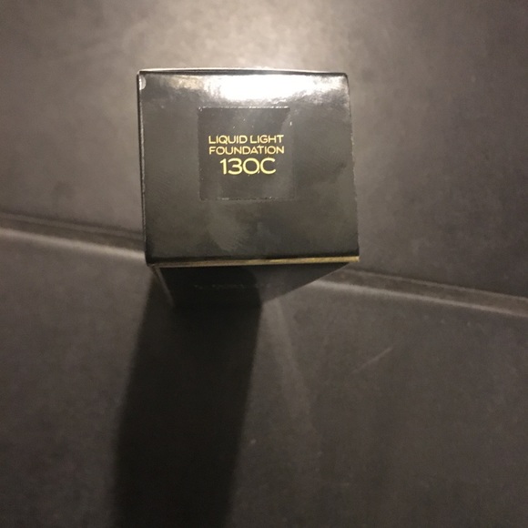 Sunday Riley Luminous Light Foundation (NWT) - Picture 2 of 7