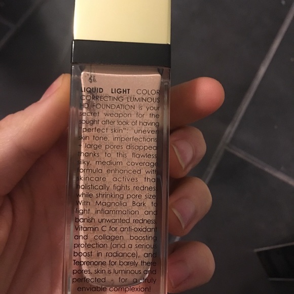 Sunday Riley Luminous Light Foundation (NWT) - Picture 4 of 7