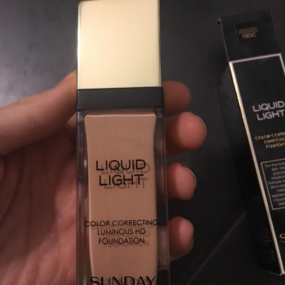 Sunday Riley Luminous Light Foundation (NWT) - Picture 6 of 7
