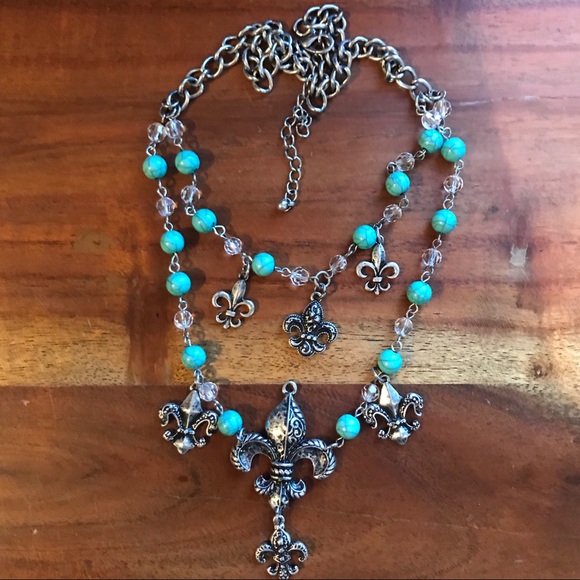 Sold Locally Turquoise statement necklace - Picture 1 of 1