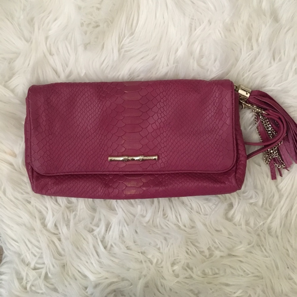NWOT Elaine Turner wristlet