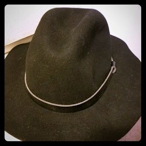 H&M Trendy Season Hat ~