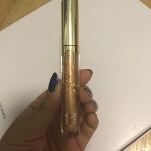 Kylie Cosmetics Poppin’ Gloss.