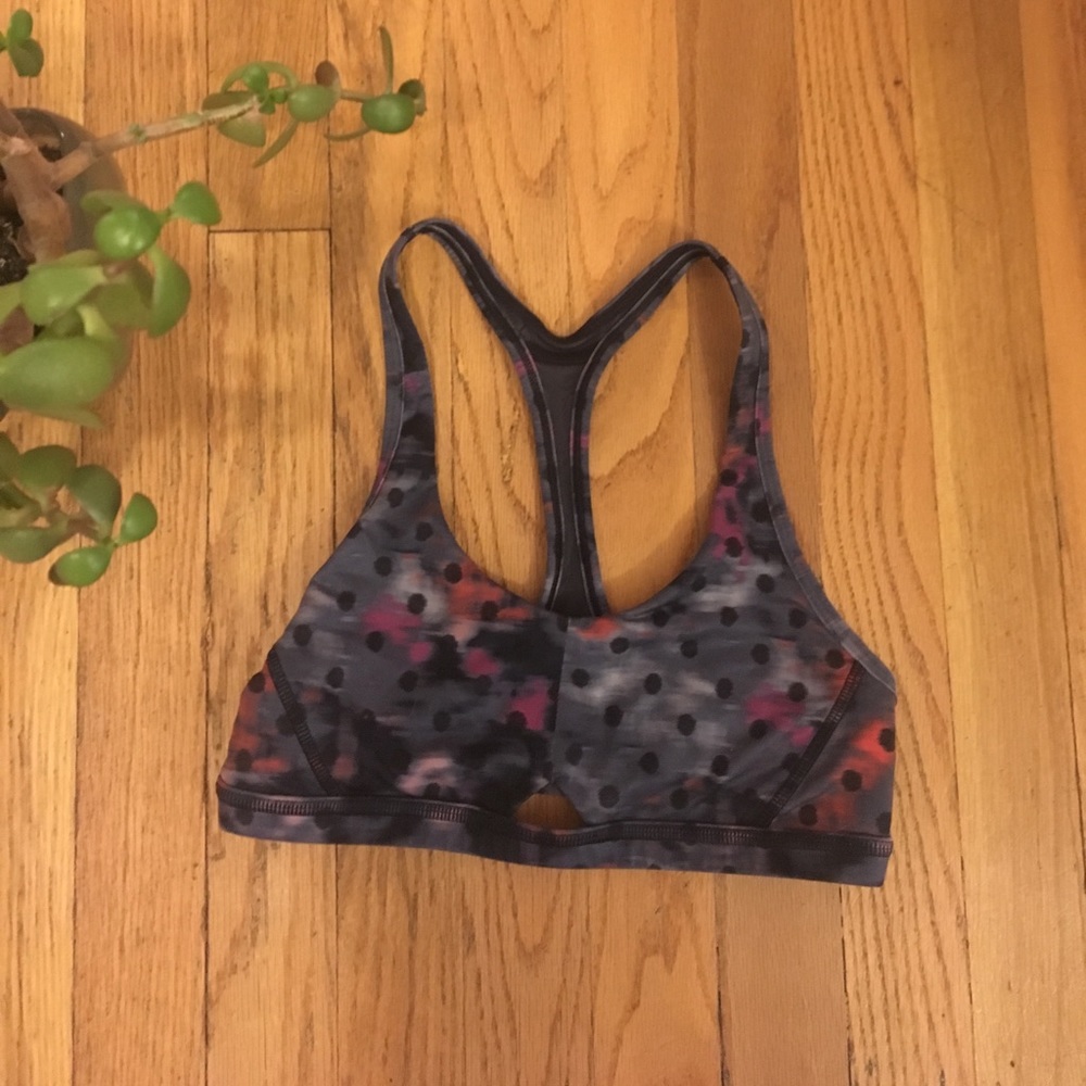 Lululemon bra