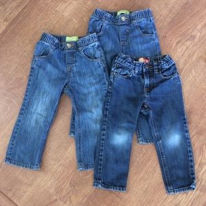 Bundle of 3 pairs Boys Old Navy jeans (2t)