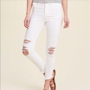 Hollister white destroyed high rise crop jean