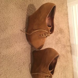 Brown Wedges