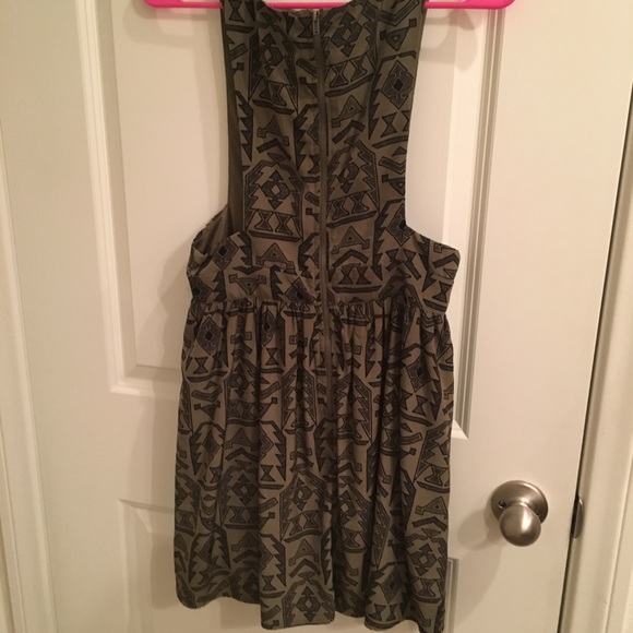 Green forever 21 dress - Picture 2 of 2