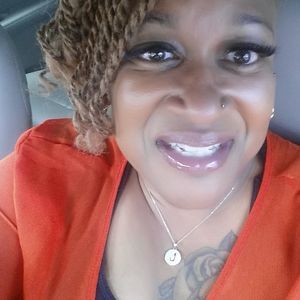 Meet your Posher, Jeanette