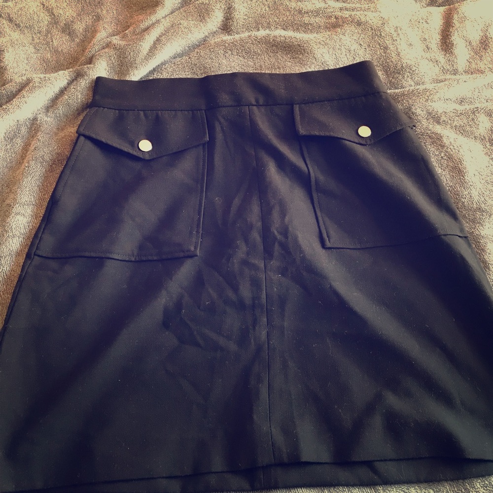 Black two pocket mini