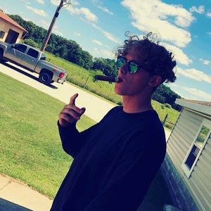 Meet your Posher, Christian