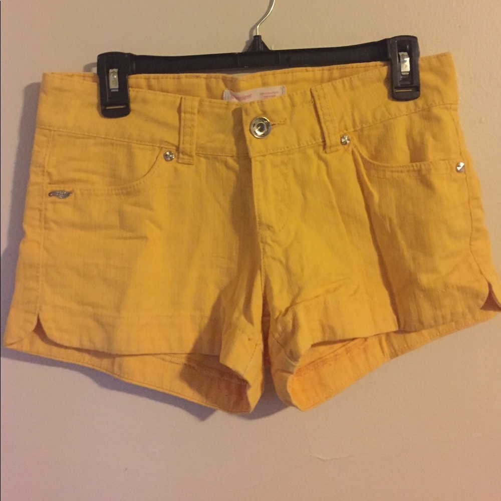 No Boundaries juniors yellow shorts. Sz 5 ras1504
