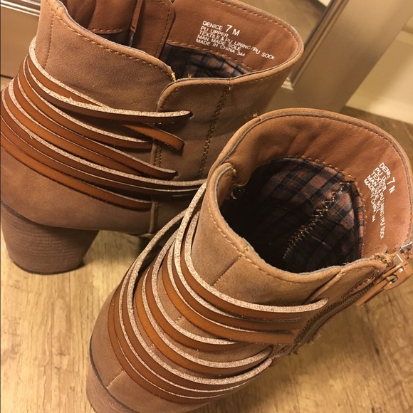 Booties - Picture 3 of 4