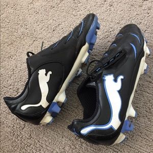 Size 8 1/2 Puma womens cleats