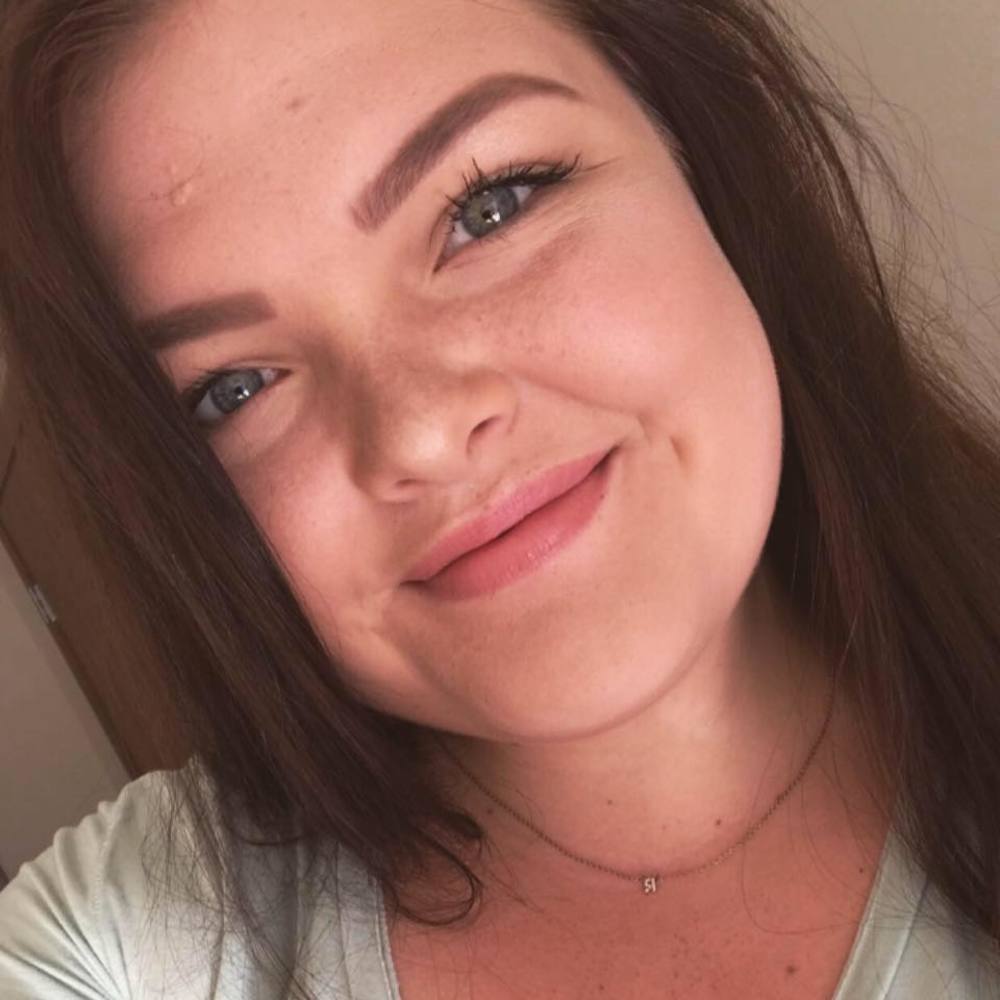 Meet your Posher, Marisa