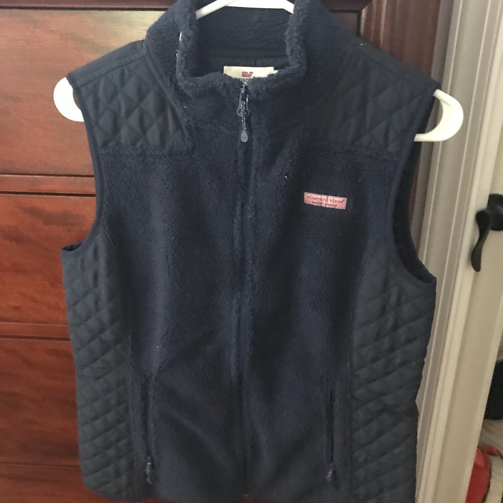 Vineyard vines vest