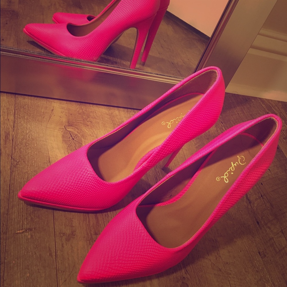 Qupid HOT PINK snake heels