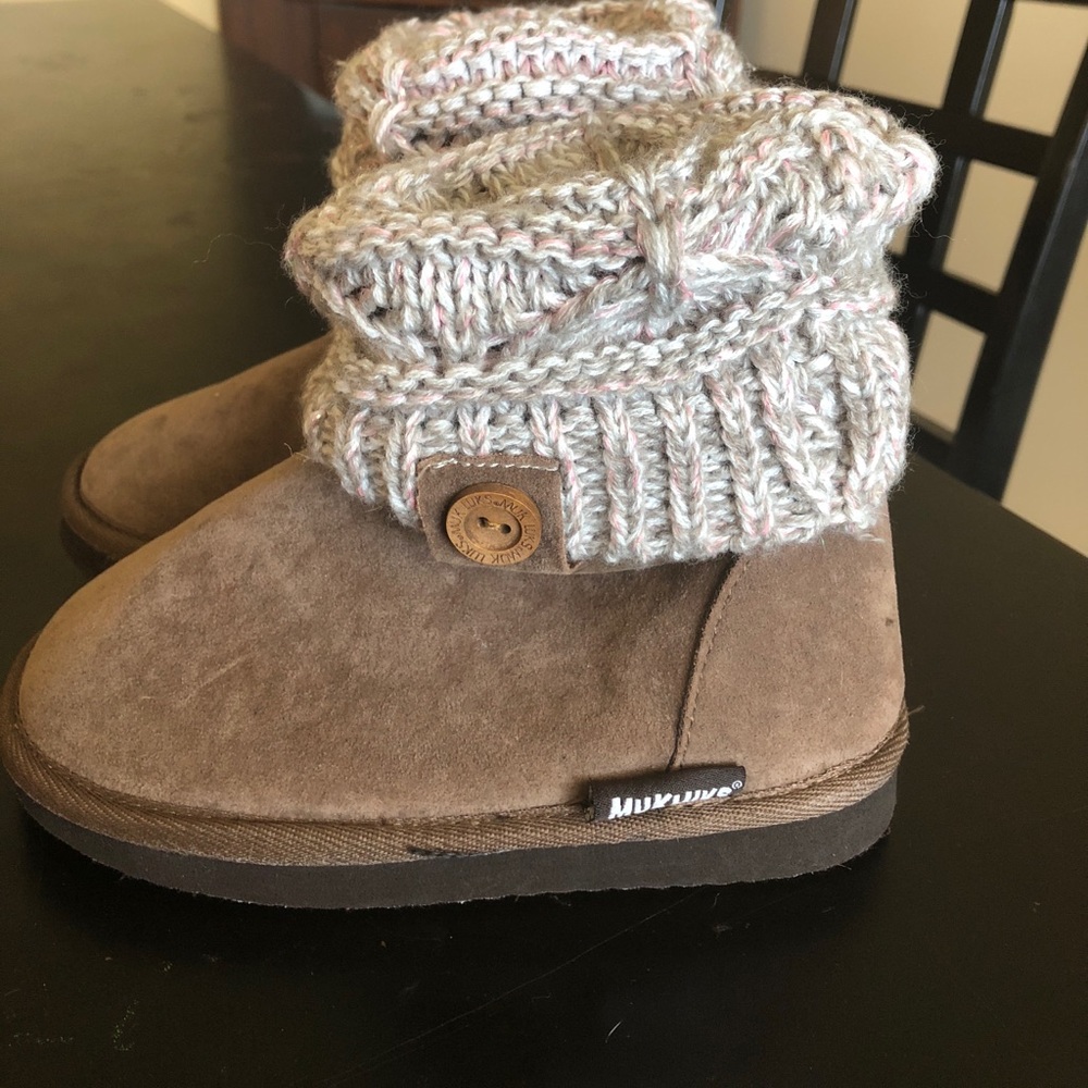 Muk Luk boots