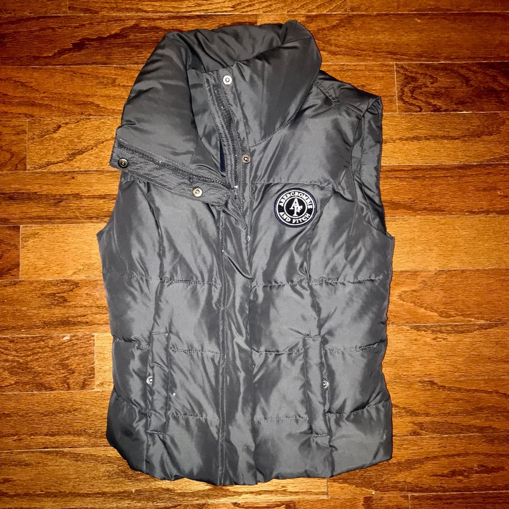 Abercrombie puffer vest