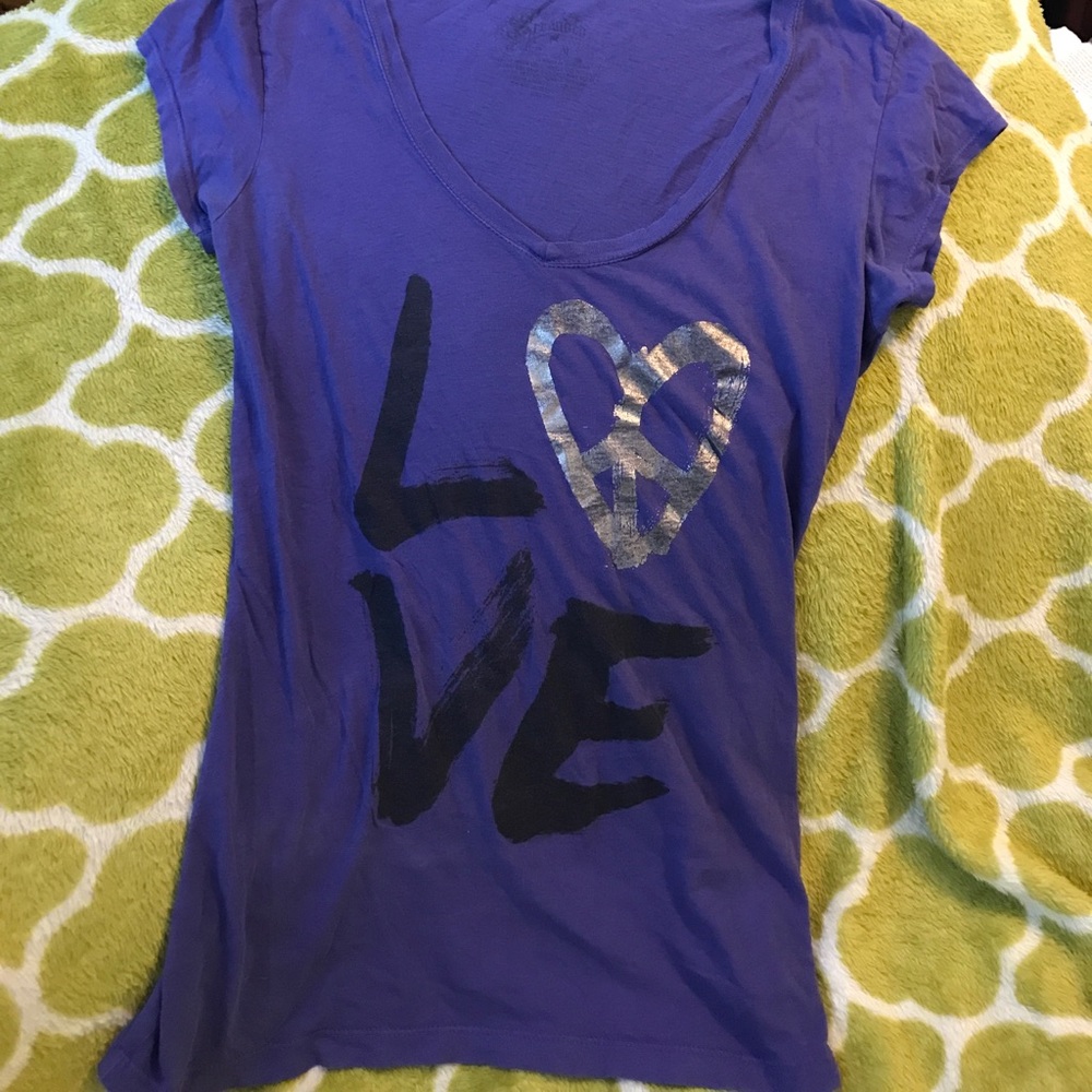 Purple V-Neck Stranded T-shirt size Medium