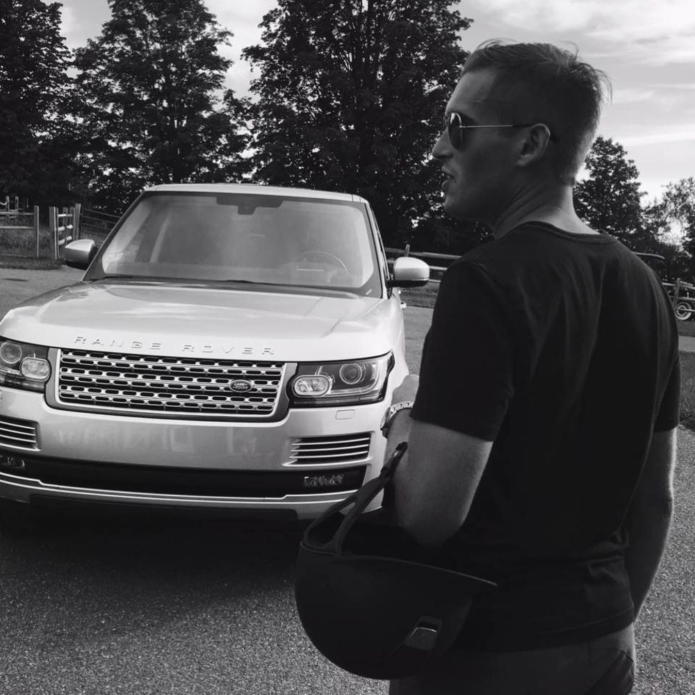 Meet your Posher, Derek