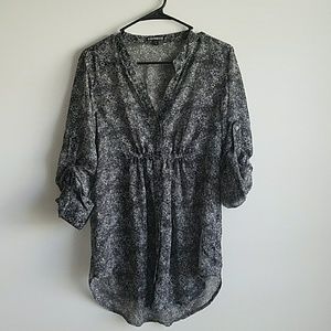 Express Sheer gray roll tab tunic blouse