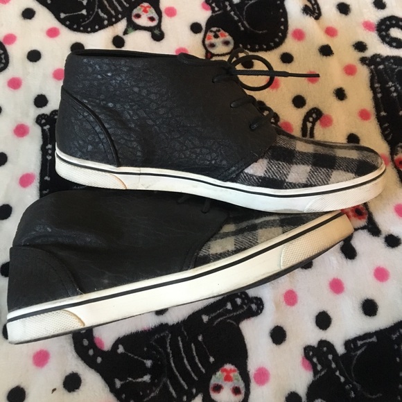 💣Dolce Vita DV Gia Plaid hi top sneaker - Picture 1 of 8