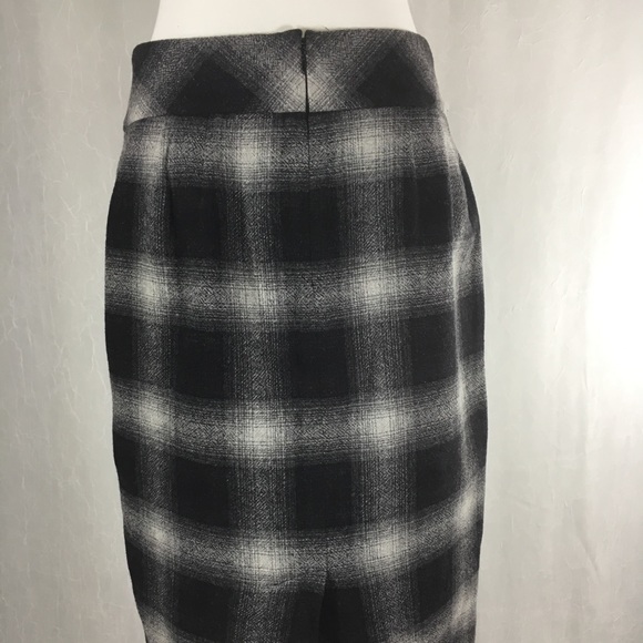 LOFT Skirts Loft Black And White Wool Skirt Size 4 Poshmark