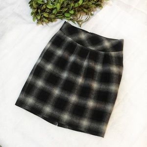 LOFT Black and White Wool Skirt Size 4